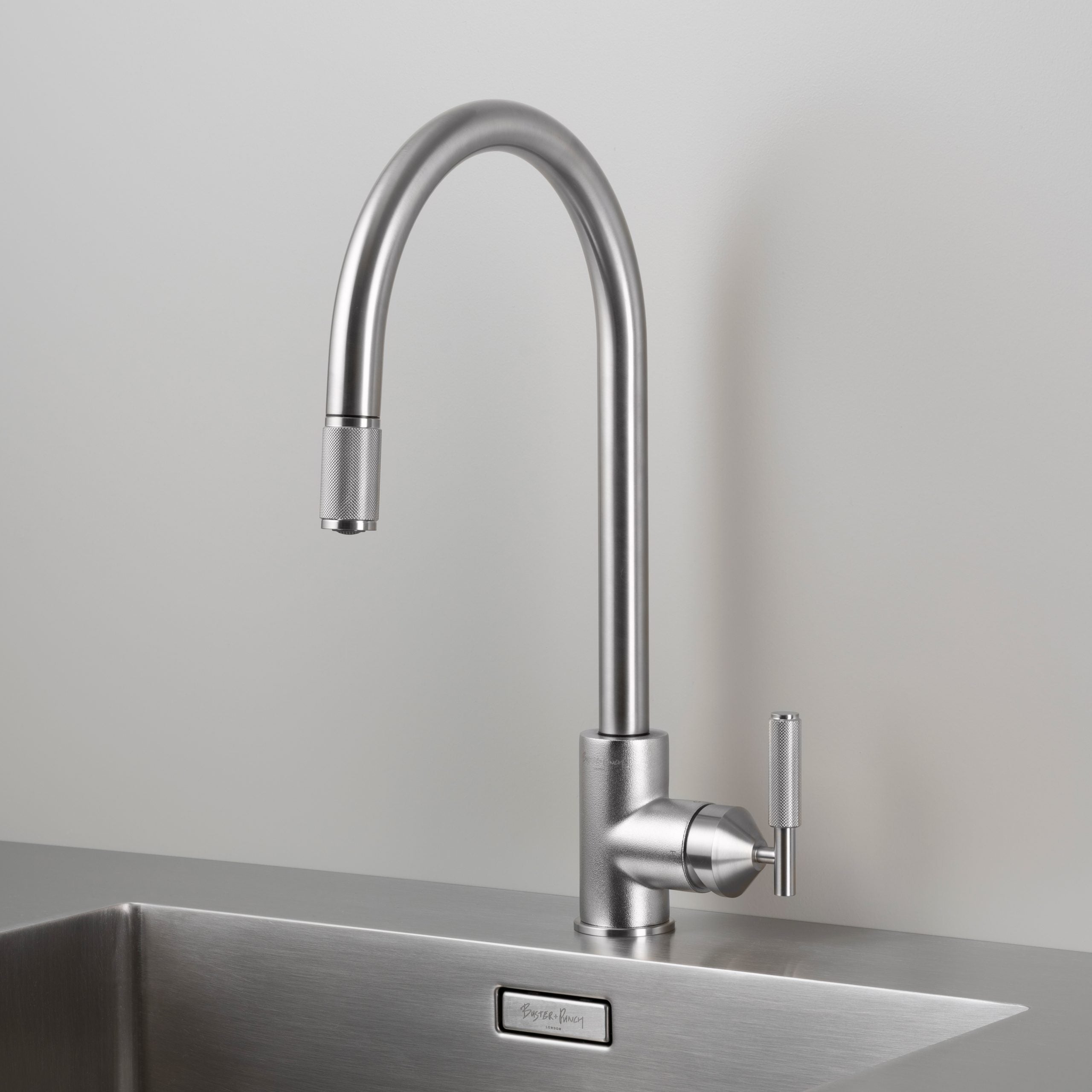 Buster + Punch Kitchen Faucet / Pull-Out Mixer / Cross