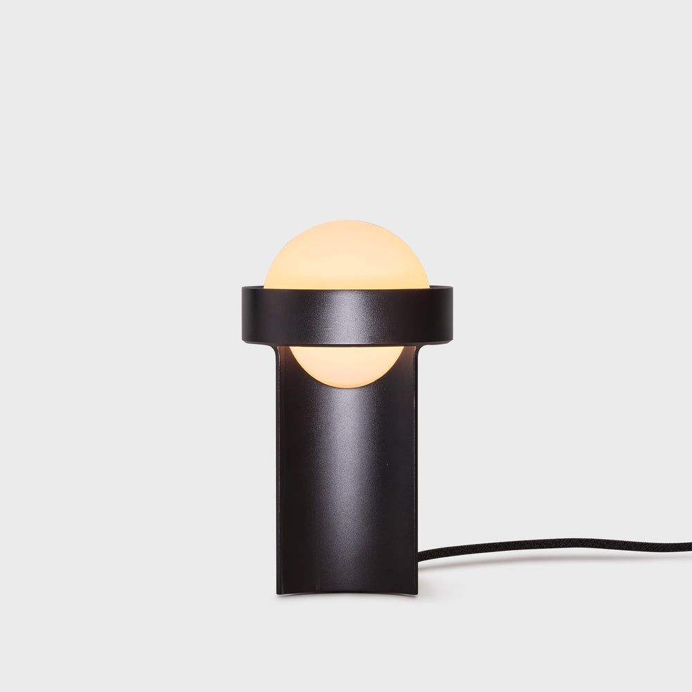 Tala Loop table lamp Sphere III