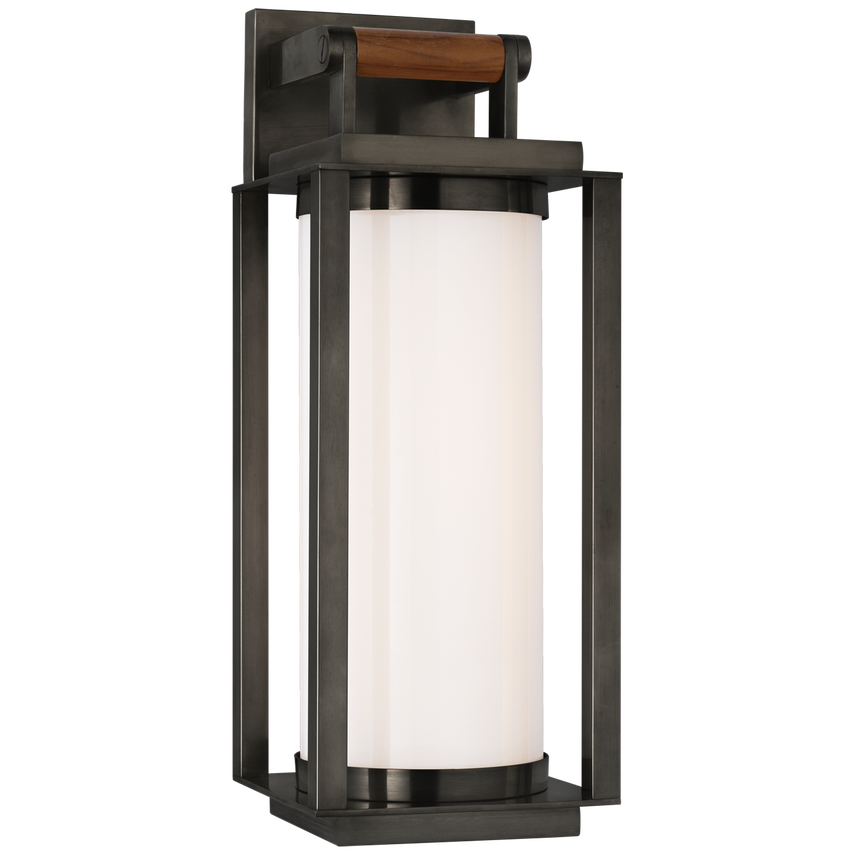 Visual Comfort & Co. Northport Medium Bracketed Wall Lantern