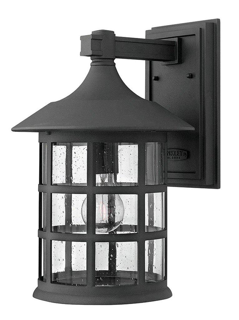 Hinkley FREEPORT-Large Wall Mount Lantern 1805