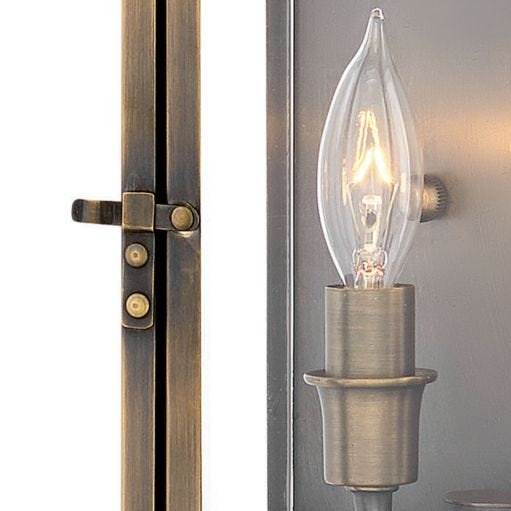 Hinkley OUTDOOR HAMILTON Small Wall Mount Lantern 2000