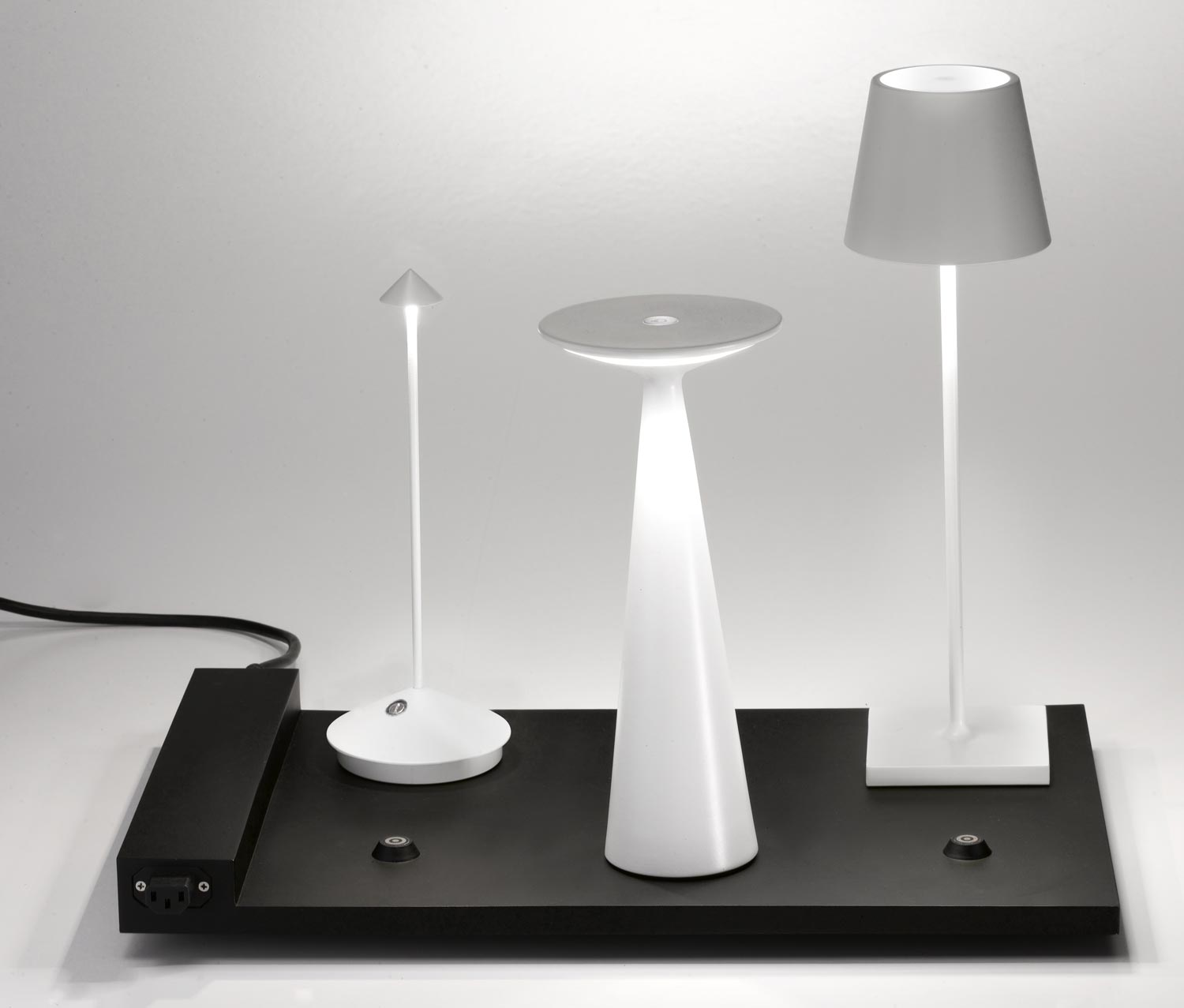 6-Lamp Charging Carpet: Poldina, Pina, Dama & Olimpia Lamp Zafferano America   